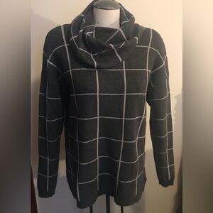 Aoisagula Grey and White Grid Pattern Cowl Neck Sweater - Size Medium